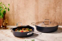 Beka Hapjespan / Sauteerpan met deksel Maestro Alu ø 28 cm - keramische anti-aanbaklaag