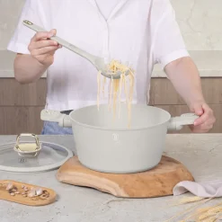 Berlinger Haus Keukengerei Set met Standaard Mat Crème - Siliconen - 6-delig