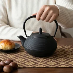Cookinglife Theepot Itome met RVS Filter - Gietijzer Zwart - 800 ml