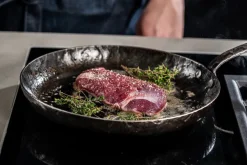 Forged Koekenpan Carbonstaal Ćø 24 cm - geschikt voor alle warmtebronnen - zonder anti-aanbaklaag