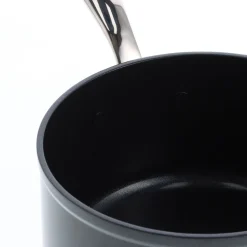 GreenPan Steelpan Barcelona Pro Zwart ø 18 cm / 2.1 Liter - met deksel - keramische anti-aanbaklaag
