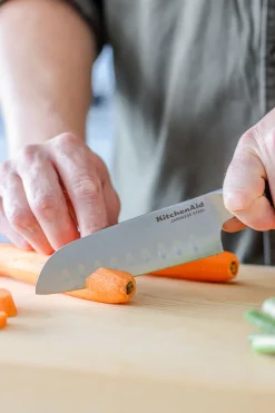 KitchenAid Santokumes Gourmet 18 cm + Gratis mesbeschermer