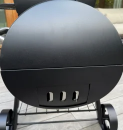 Landmann BBQ / Smoker Vinson 200 - Houtskoolbarbecue - Grilloppervlak 70.5 x 39.5 cm