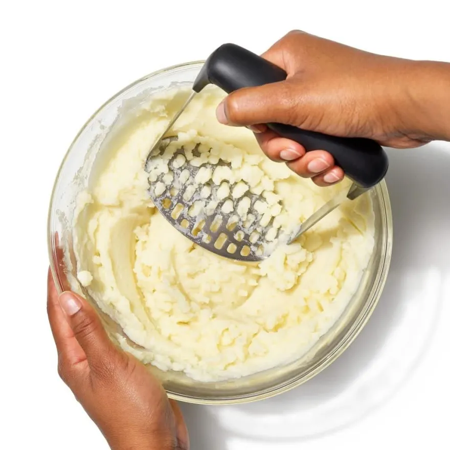 OXO Good Grips Aardappelstamper met Horizontale Greep