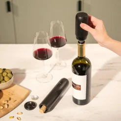 Vacu Vin Elektrische Wine Saver Vacuümpomp + 2 Doppen