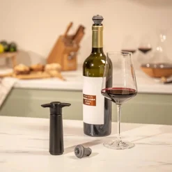 Vacu Vin Wijnpomp met 2 wijnstoppers - Wine Saver - Zwart
