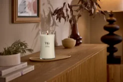 WoodWick Geurkaars Large Patchouli Crème - 18 cm / ø 10 cm - Geurkaars in Glas - Houten Lont